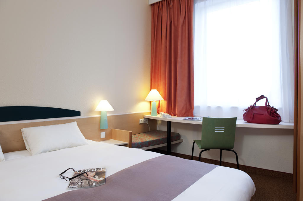 Ibis Monterrey Valle San Pedro Garza Garcia Quarto foto