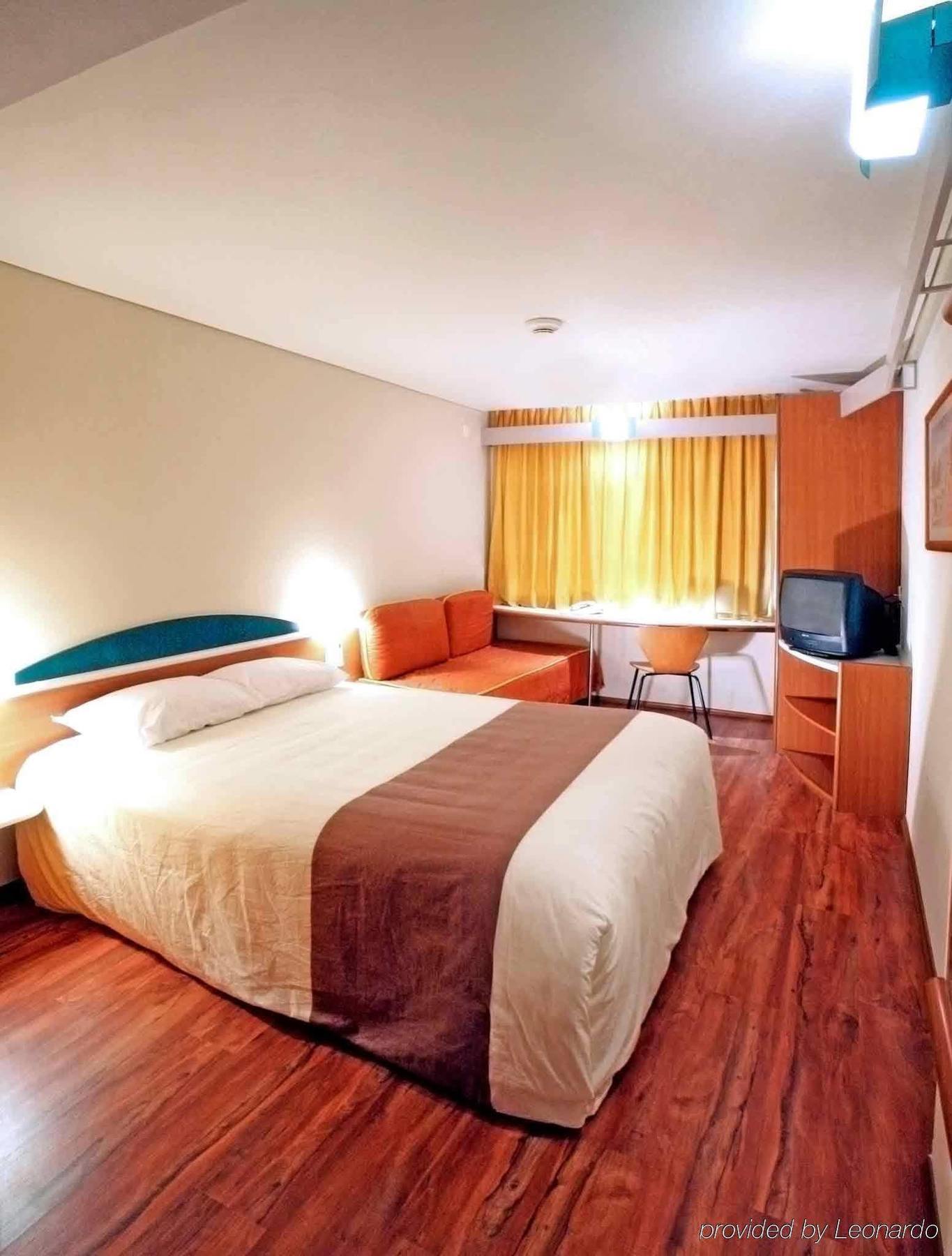 Ibis Monterrey Valle San Pedro Garza Garcia Exterior foto